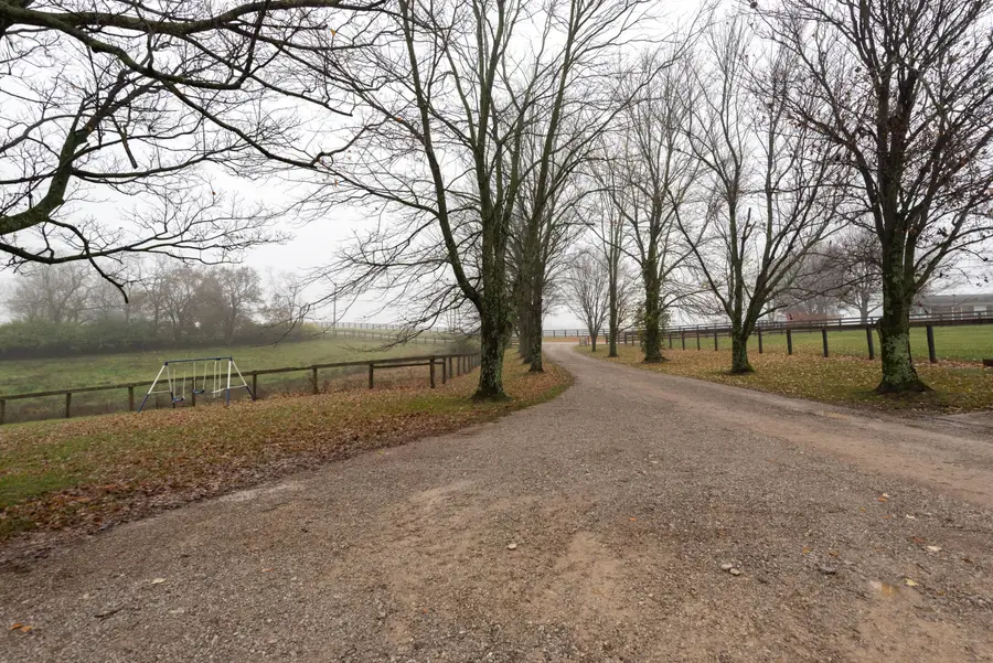 850 E Scotts Ferry Road, Versailles, KY 40383 - Image #3