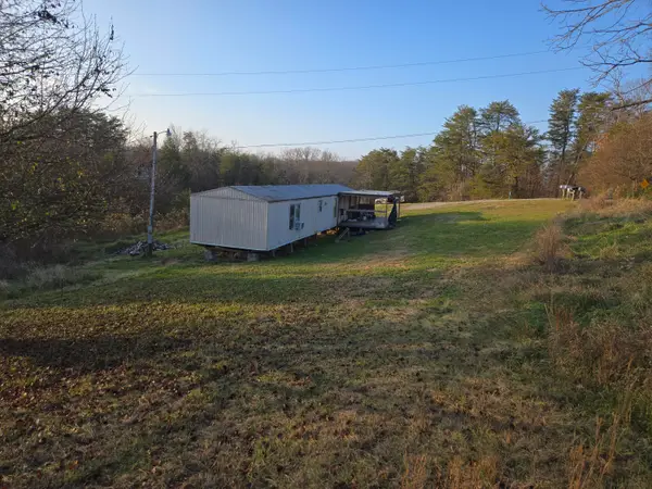 1971 Willie Green Road, London, KY 40741