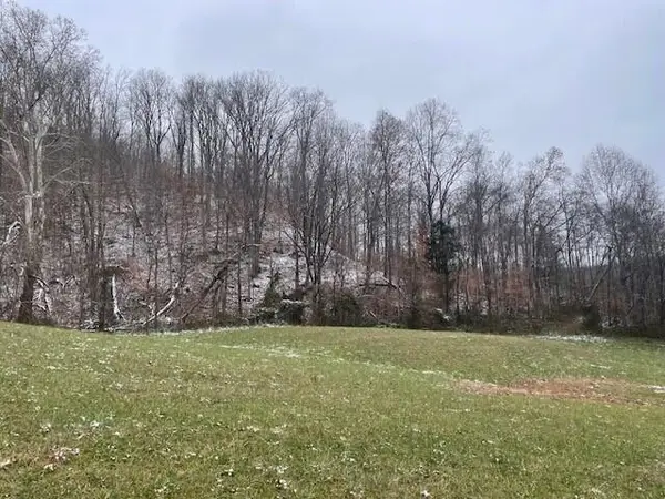 6800 Lower Licking Road, Morehead, KY 40351