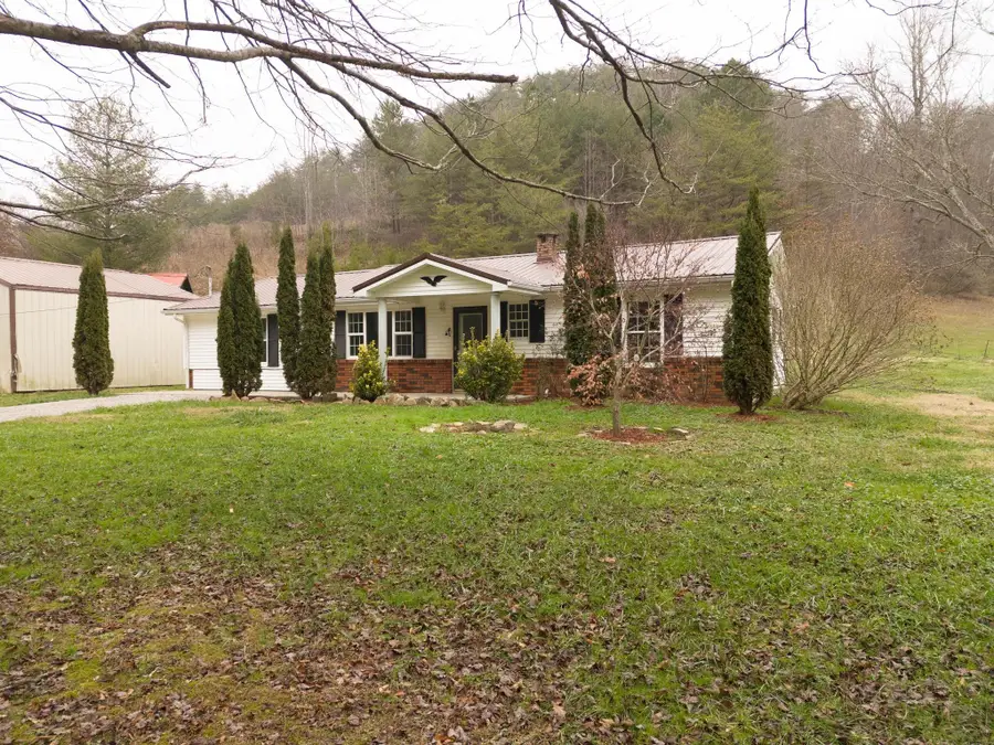 691 Buck Creek Road, Booneville, KY 41314 - Image #2