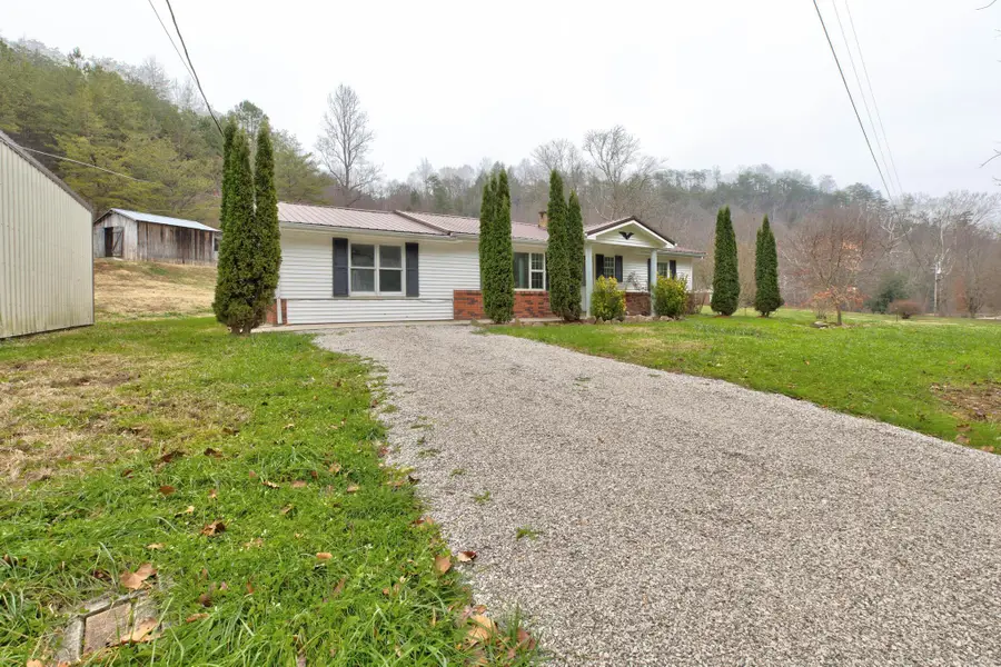 691 Buck Creek Road, Booneville, KY 41314 - Image #3