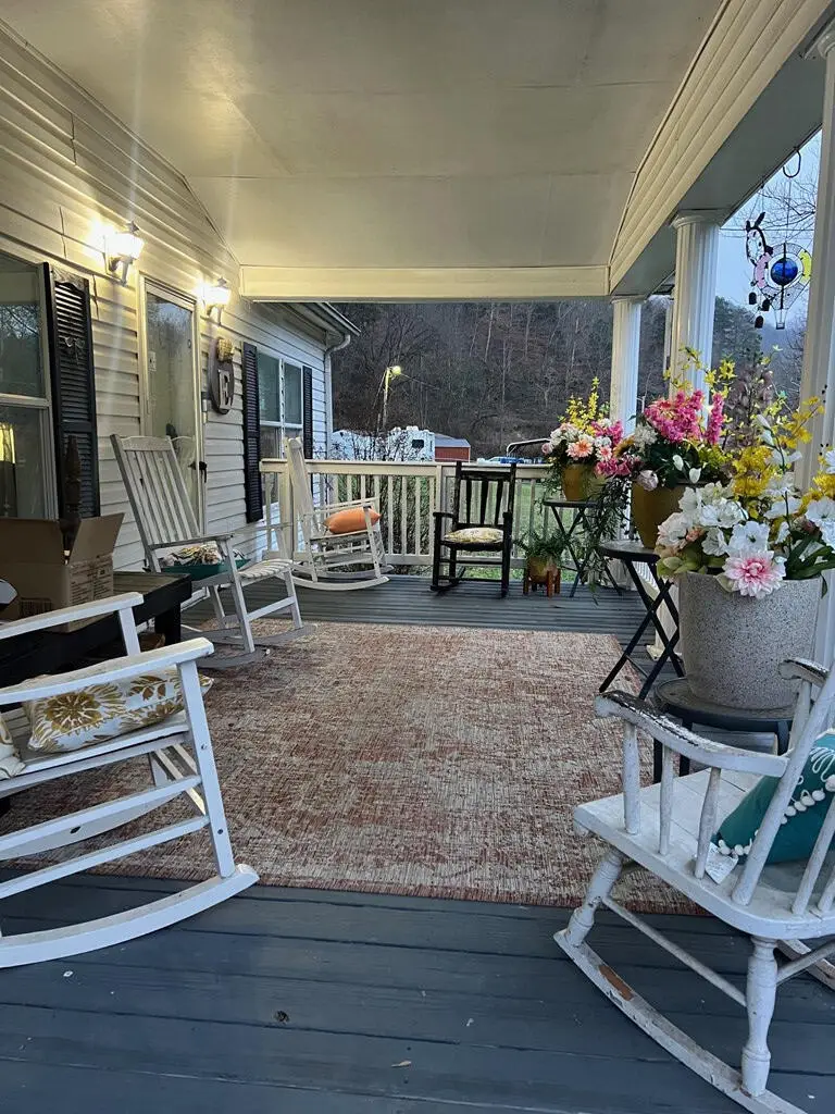 489 Adams Cemetery Road, Prestonsburg, KY 41653 - Image #2