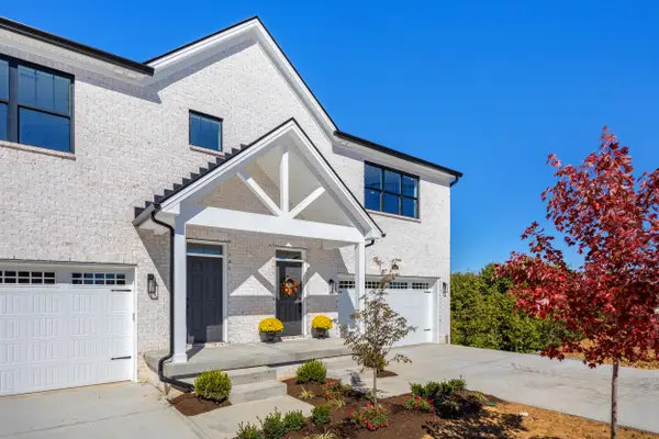 1003 Lauderdale Drive, Nicholasville, KY 40356