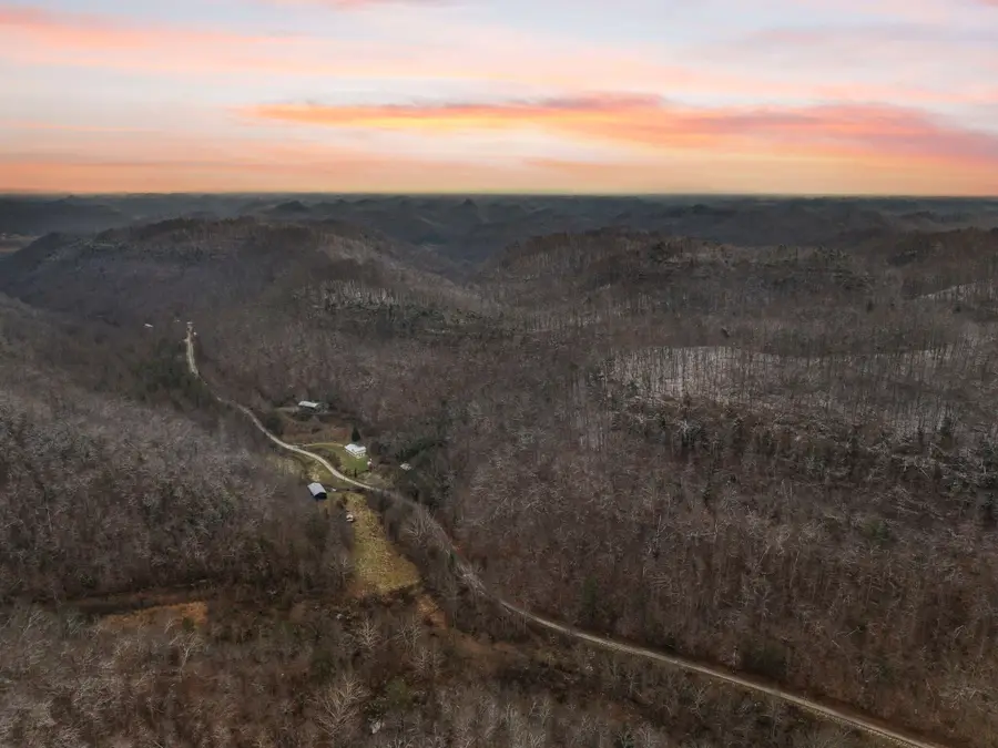 1474 Cow Creek Rd, Stanton, KY 40380 - Image #2