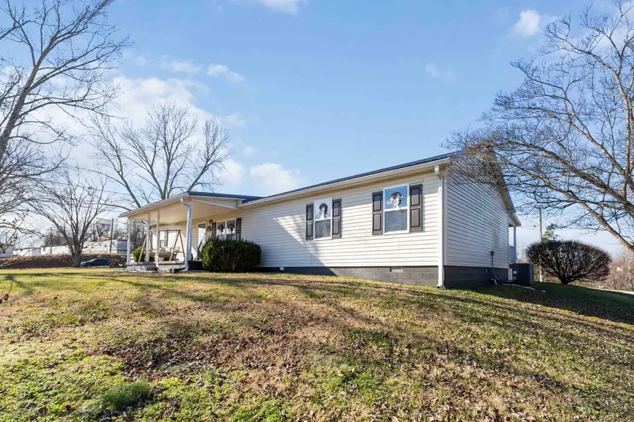 1015 Old Waitsboro Road, Bronston, KY 42518 - Image #2