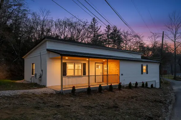 388 E Center Street, Beattyville, KY 41311