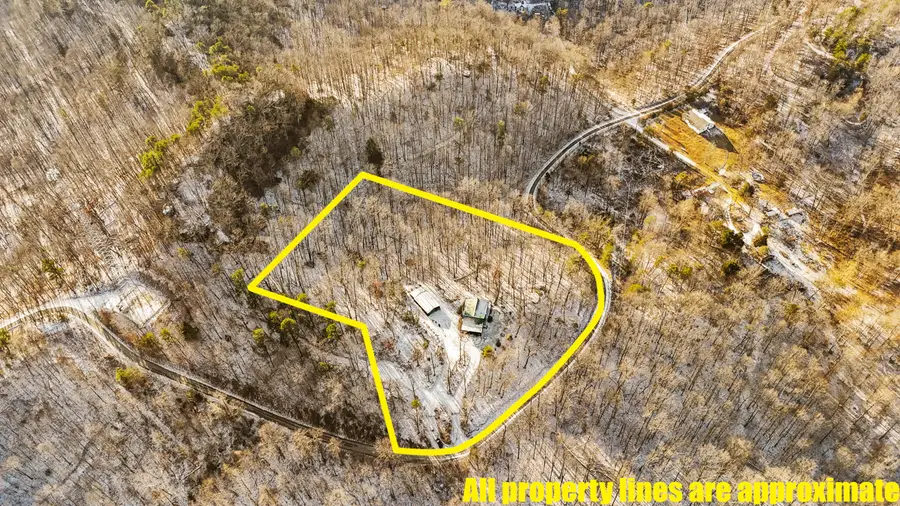 1435 Pilot Road, Stanton, KY 40380 - Image #2