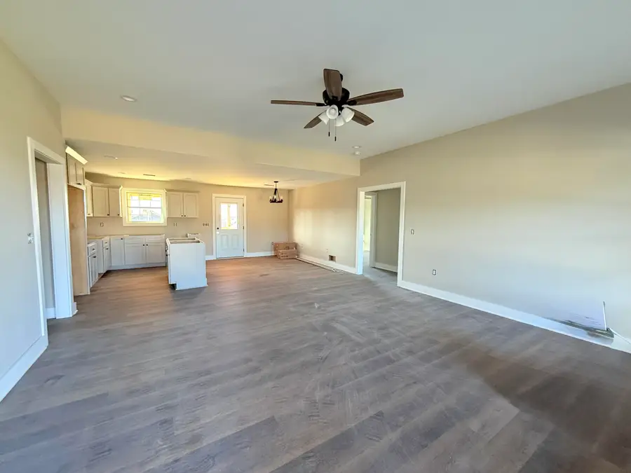 235 Brook Cove, Berea, KY 40403 - Image #3