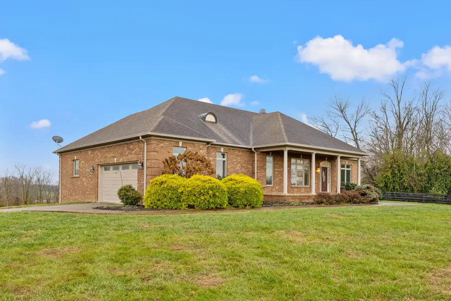 3360 Shannon Run Road, Versailles, KY 40383 - Image #2