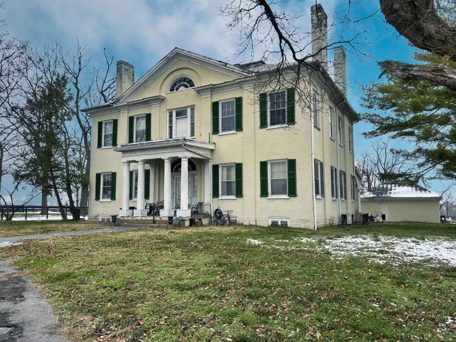 3504 Old Frankfort Pike, Versailles, KY 40383 - Image #3