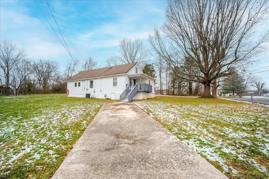 621 Richardson Lane, Frankfort, KY 40601 - Image #2