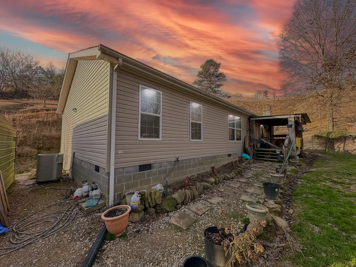 52 Coon Ridge Drive, Cannon, KY 40923 - Image #1