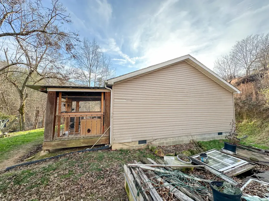 52 Coon Ridge Drive, Cannon, KY 40923 - Image #3