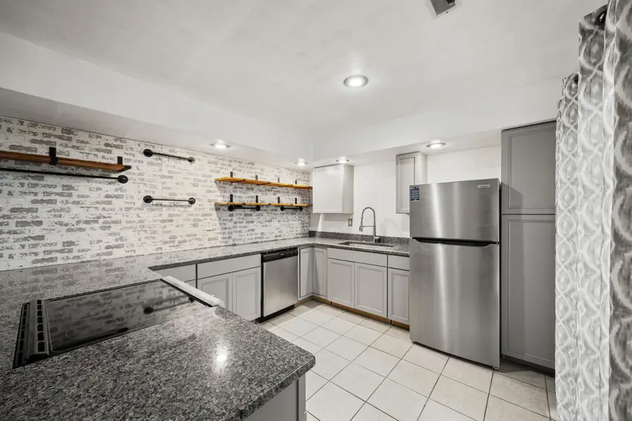 406 Darby Creek Road #B, Lexington, KY 40509 - Image #2