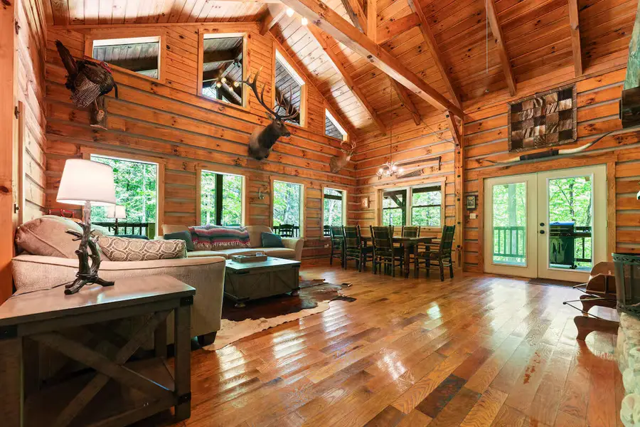 646 Right Fork Fixer Road, Zoe, KY 41397 - Image #3