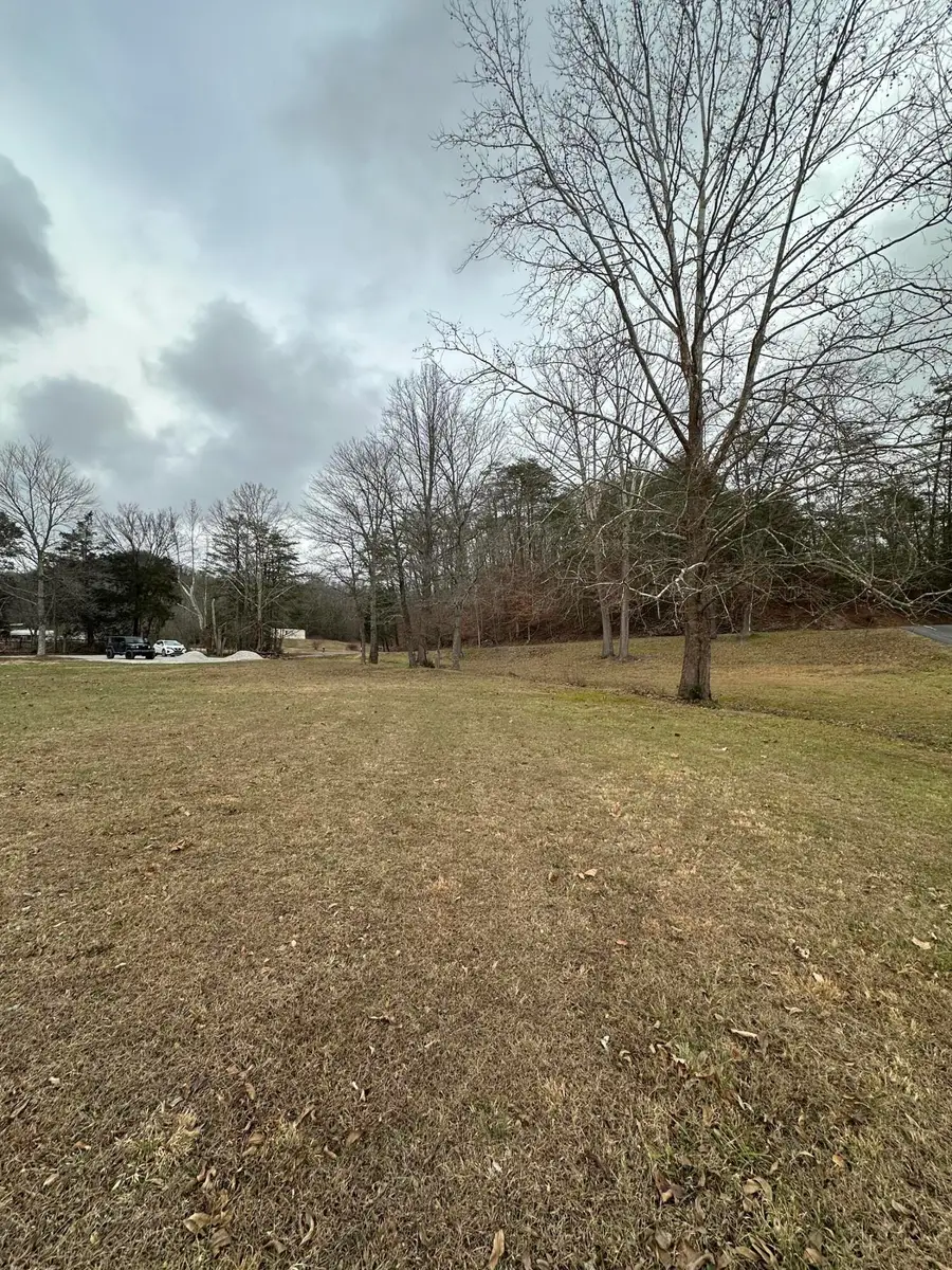 399 Dry Branch Road, Irvine, KY 40336 - Image #2