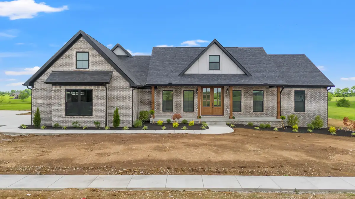 243 Berkley Hall Drive, Berea, KY 40403 - Image #1