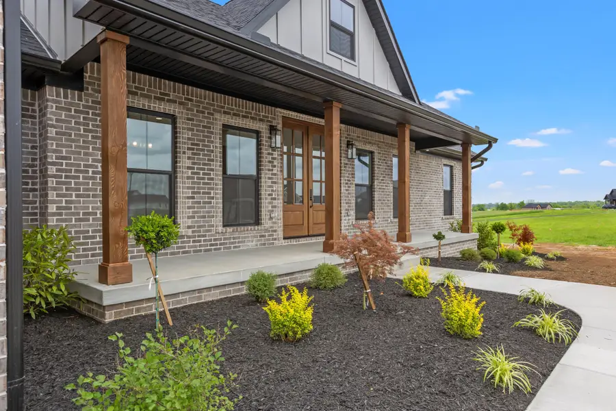 243 Berkley Hall Drive, Berea, KY 40403 - Image #2