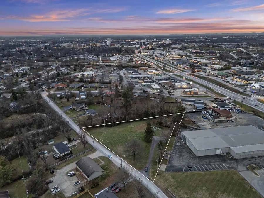 818 Barnes Mill Road, Richmond, KY 40475 - Image #2