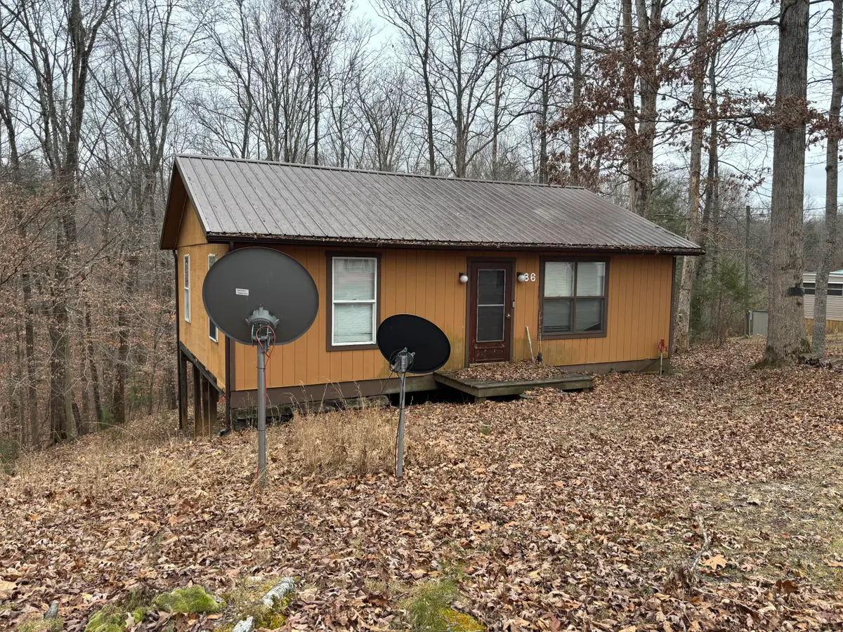 86 Elm Avenue, Nancy, KY 42544 - Image #1