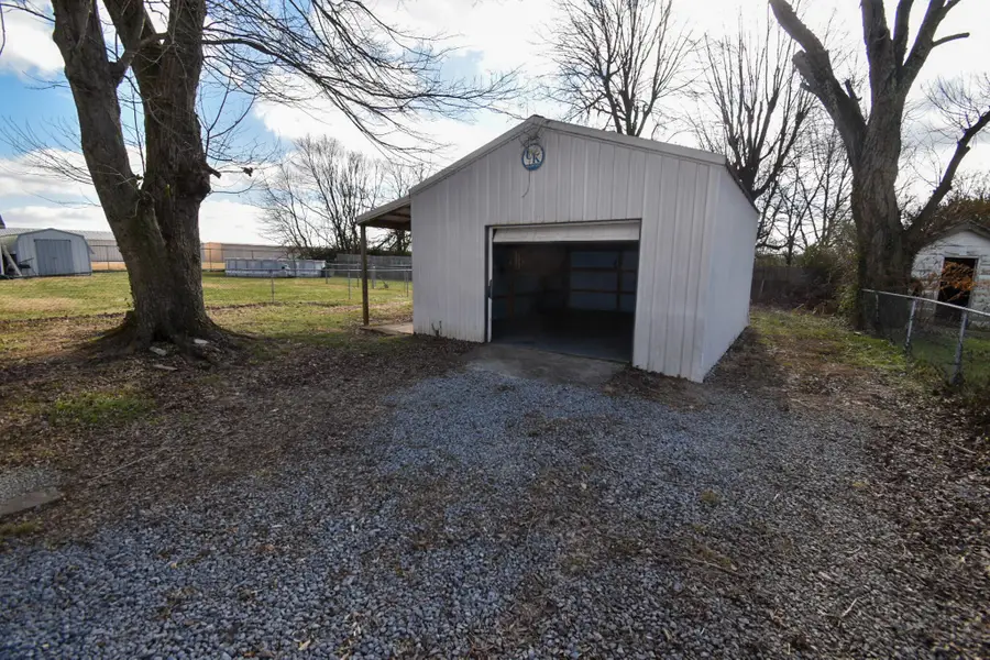 240 Lausman Avenue, Danville, KY 40422 - Image #2