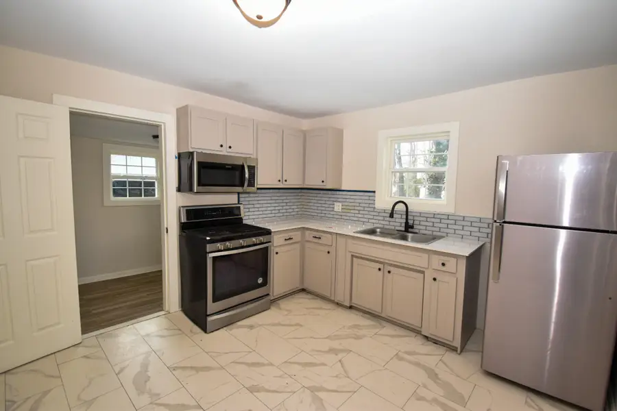 240 Lausman Avenue, Danville, KY 40422 - Image #3