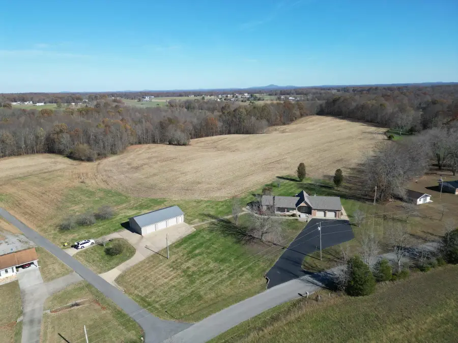 270 Jericho Road, Russell Springs, KY 42642 - Image #2