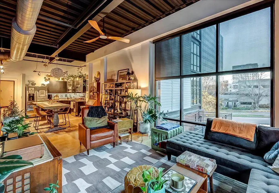 350 E Short Street #223, Lexington, KY 40507 - Image #2