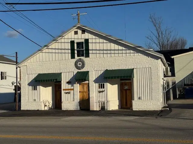 175 S Main Street, Whitley City, KY 42653 - Image #2