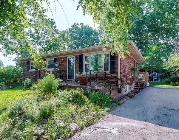 2437 Butternut Hill Court, Lexington, KY 40509