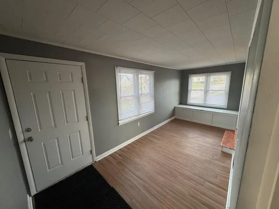 427 Foxspring Avenue, Flemingsburg, KY 41041 - Image #3