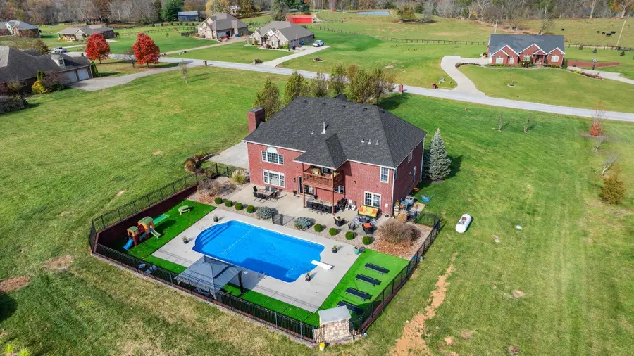 1022 Forest Hill Drive, Lawrenceburg, KY 40342 - Image #3