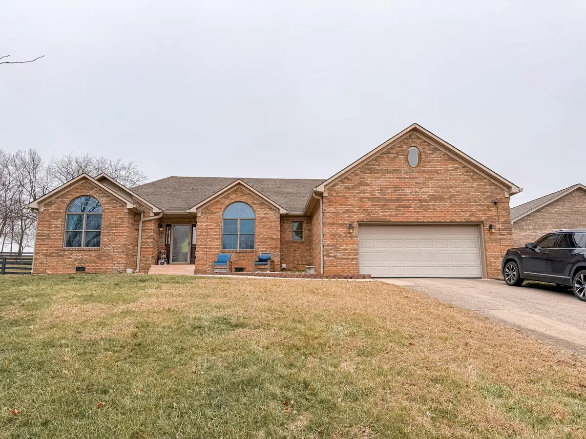 302 Willow Ridge Drive, Richmond, KY 40475 - Image #1