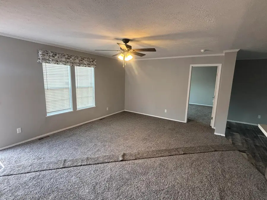 97 E Bird House Circle, Somerset, KY 42503 - Image #3