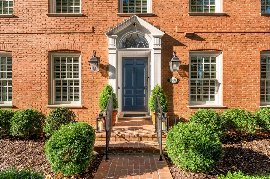 558 Central Avenue, Lexington, KY 40502 - #2