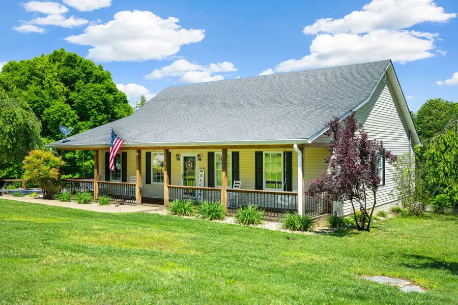 305 Lone Oak Road, Mount Vernon, KY 40456 - #3