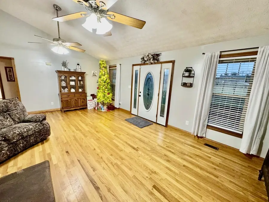 851 Mcafee Lane, Salvisa, KY 40372 - #2