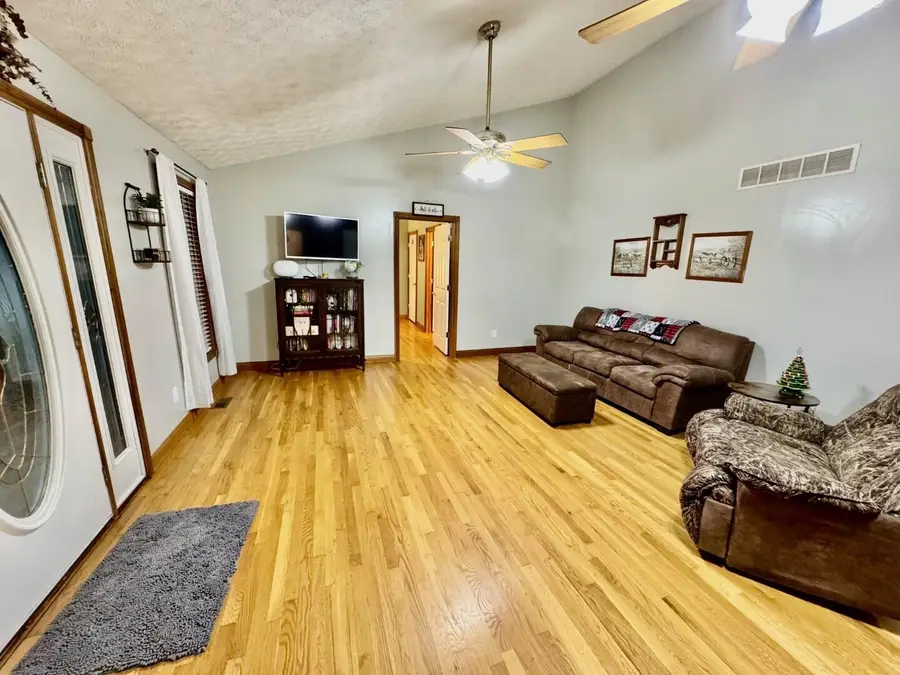 851 Mcafee Lane, Salvisa, KY 40372 - #3