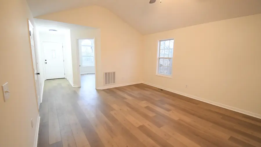 109 Crestwood Drive, Frankfort, KY 40601 - Image #3