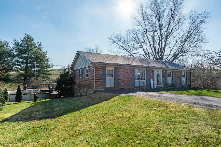 429 Old Danville Road, Lancaster, KY 40444 - Image #3