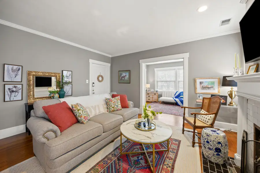 1127 Richmond Road #3, Lexington, KY 40502 - Image #3