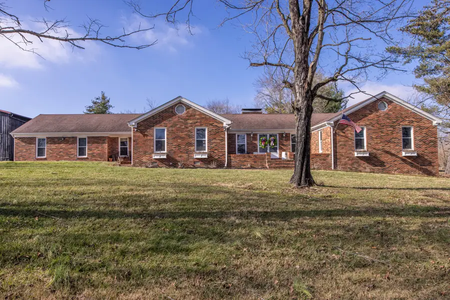 211 Bourbon Acres Road, Paris, KY 40361 - Image #2