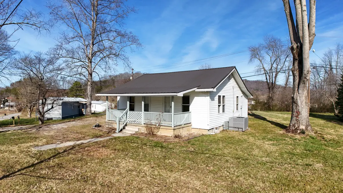 391 Pine Valley Lane, Flat Lick, KY 40935 - Image #1