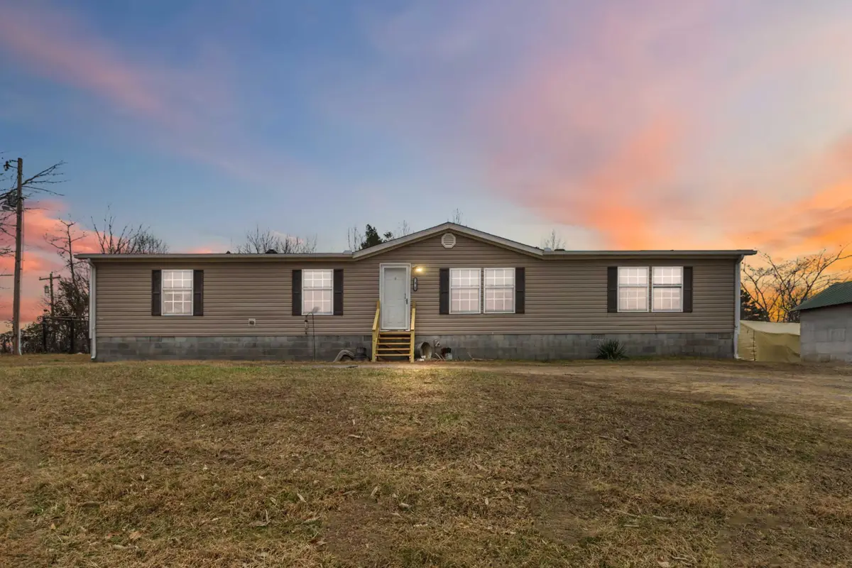 3367 Level Green Road, Corbin, KY 40701 - Image #1