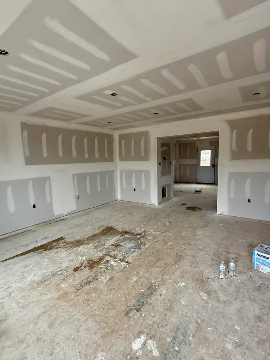 439 Nandino Circle, Berea, KY 40403 - Image #2