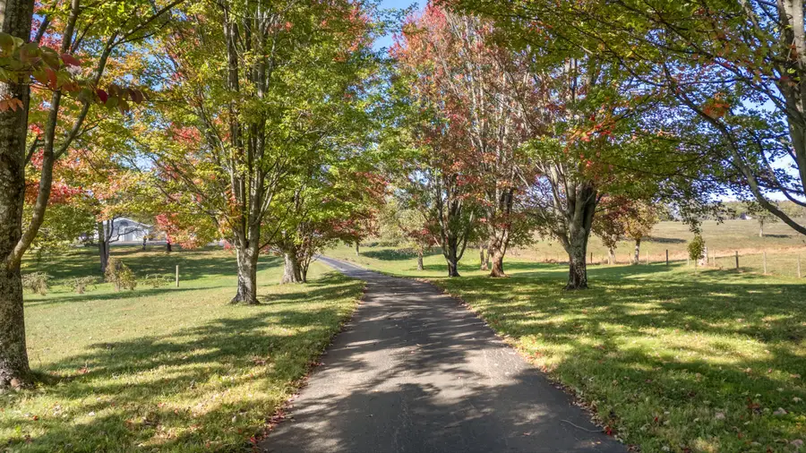 1450 Clintonville Road, Paris, KY 40361 - Image #3