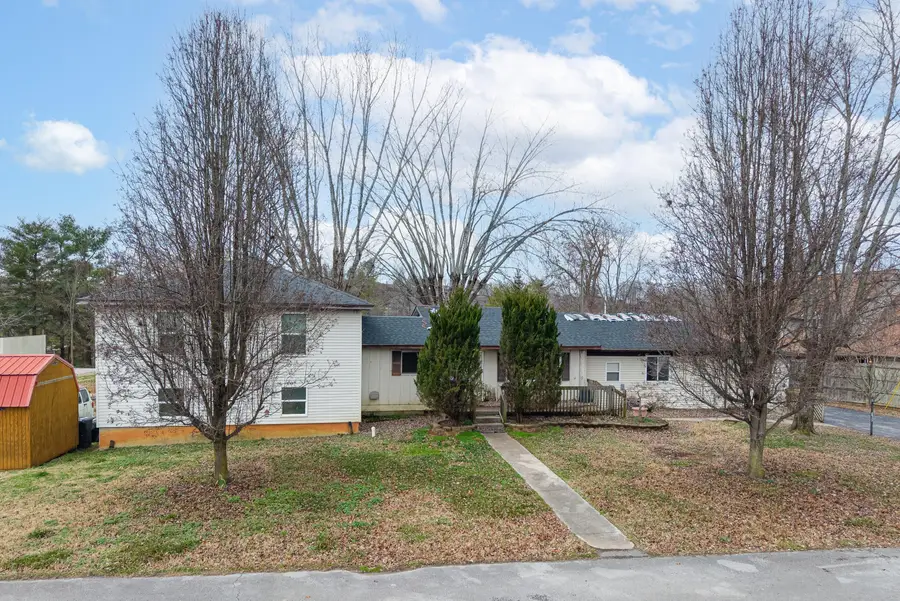 105 Villagers Resort Drive, Somerset, KY 42503 - Image #2