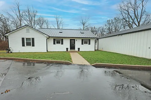 237 Rose Hill Avenue, Versailles, KY 40383