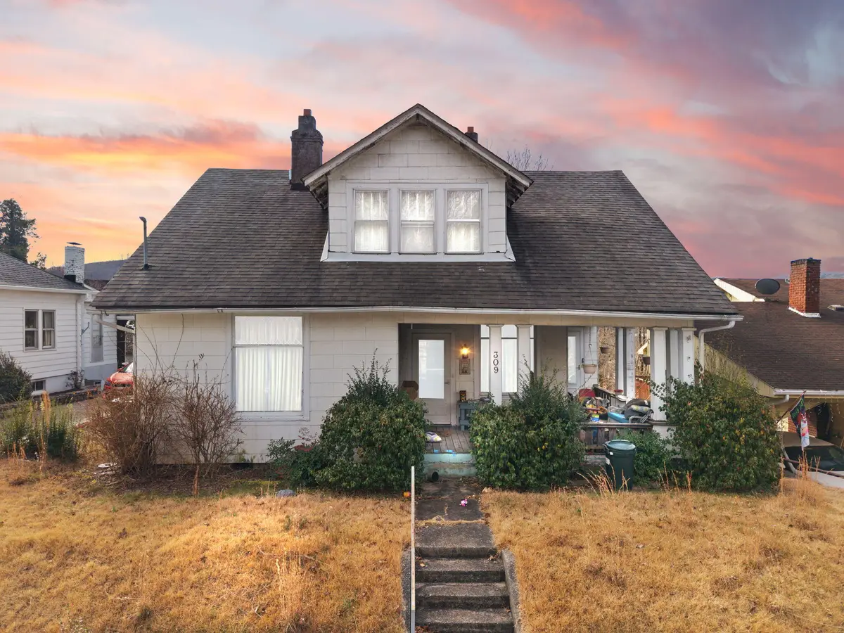 309 Lyttle Boulevard, Hazard, KY 41701 - Image #1