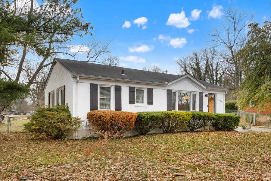 2314 Cabot Drive, Lexington, KY 40505 - Image #2